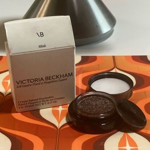 Victoria Beckham Lid Lustre in Mink